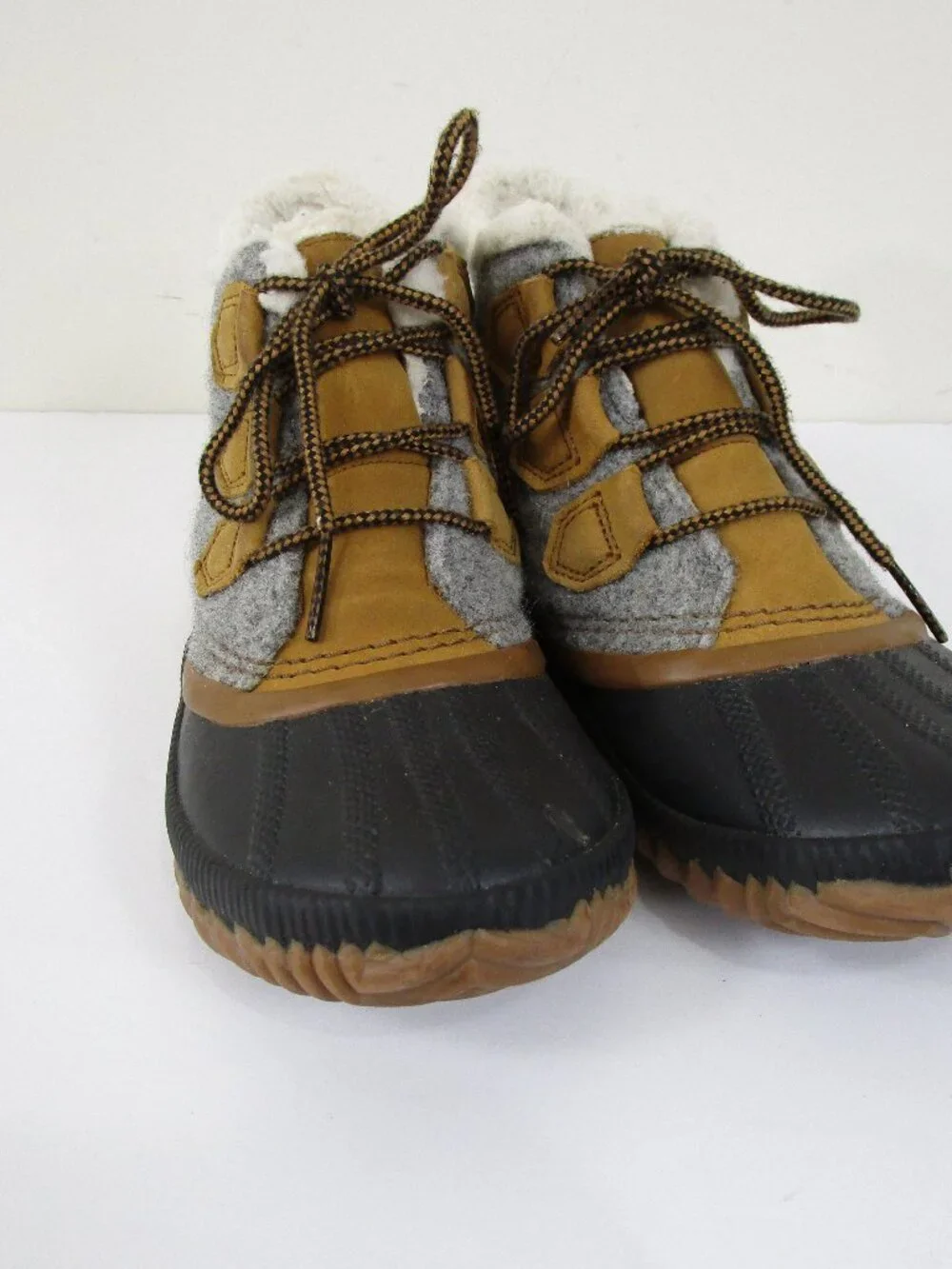 Sorel women out